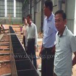 Đ/c Nguyễn Tất Thành – Chủ tịch UBND huyện thăm công ty TNHH Trường An tại xã Thịnh Sơn.